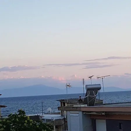 Apartment Deluxe Stamatis Nea Kallikrateia